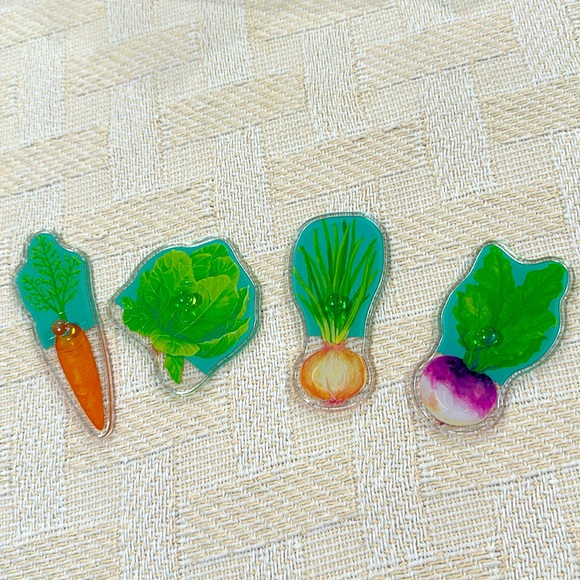 LOVEVERY Community Garden Puzzle Pieces The Adventurer Play Kit Months 16 17 18 - Picture 1 of 3